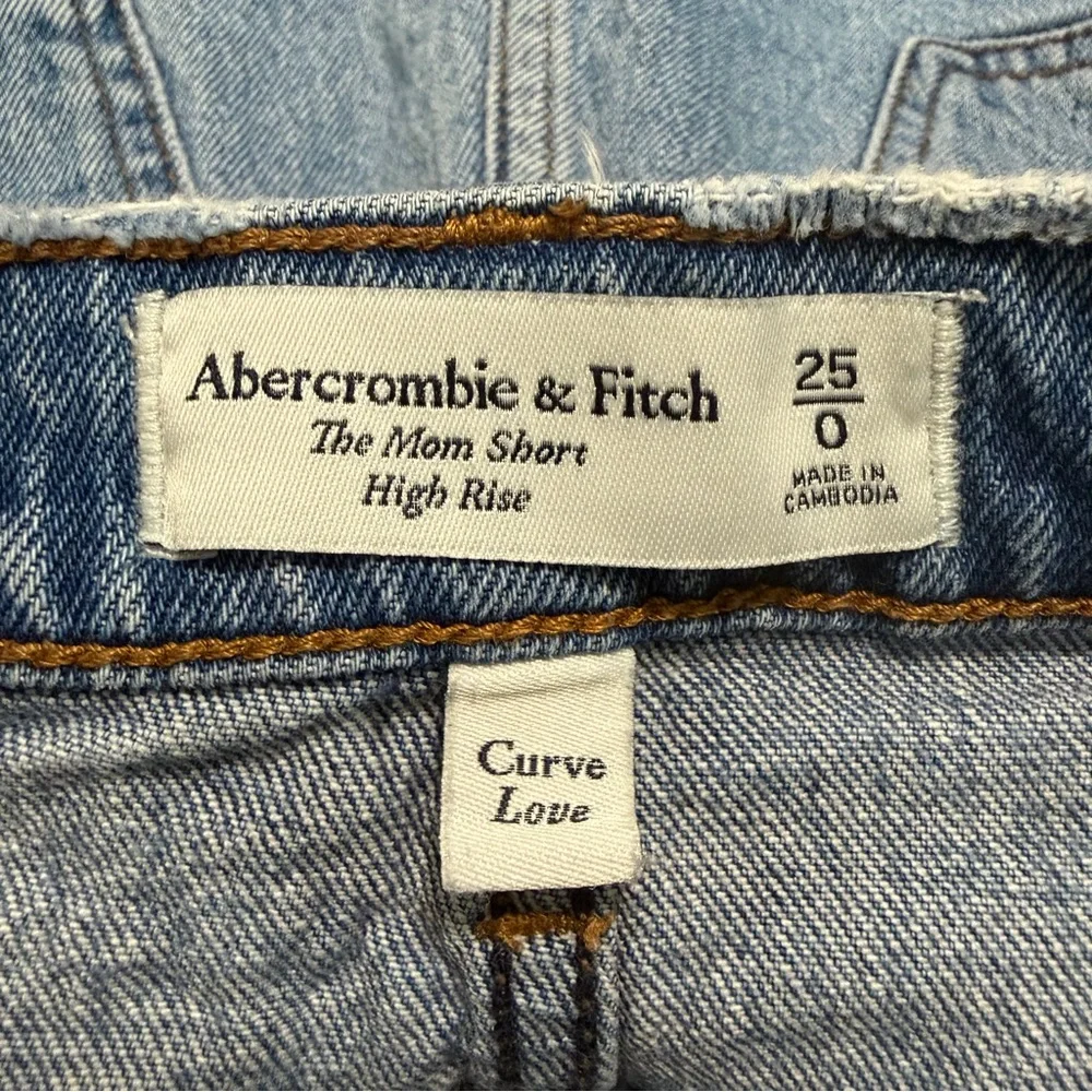 Abercrombie & Fitch 